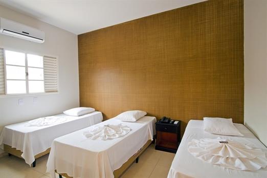 Standard Triplo - Hotel Pousada Calliandra